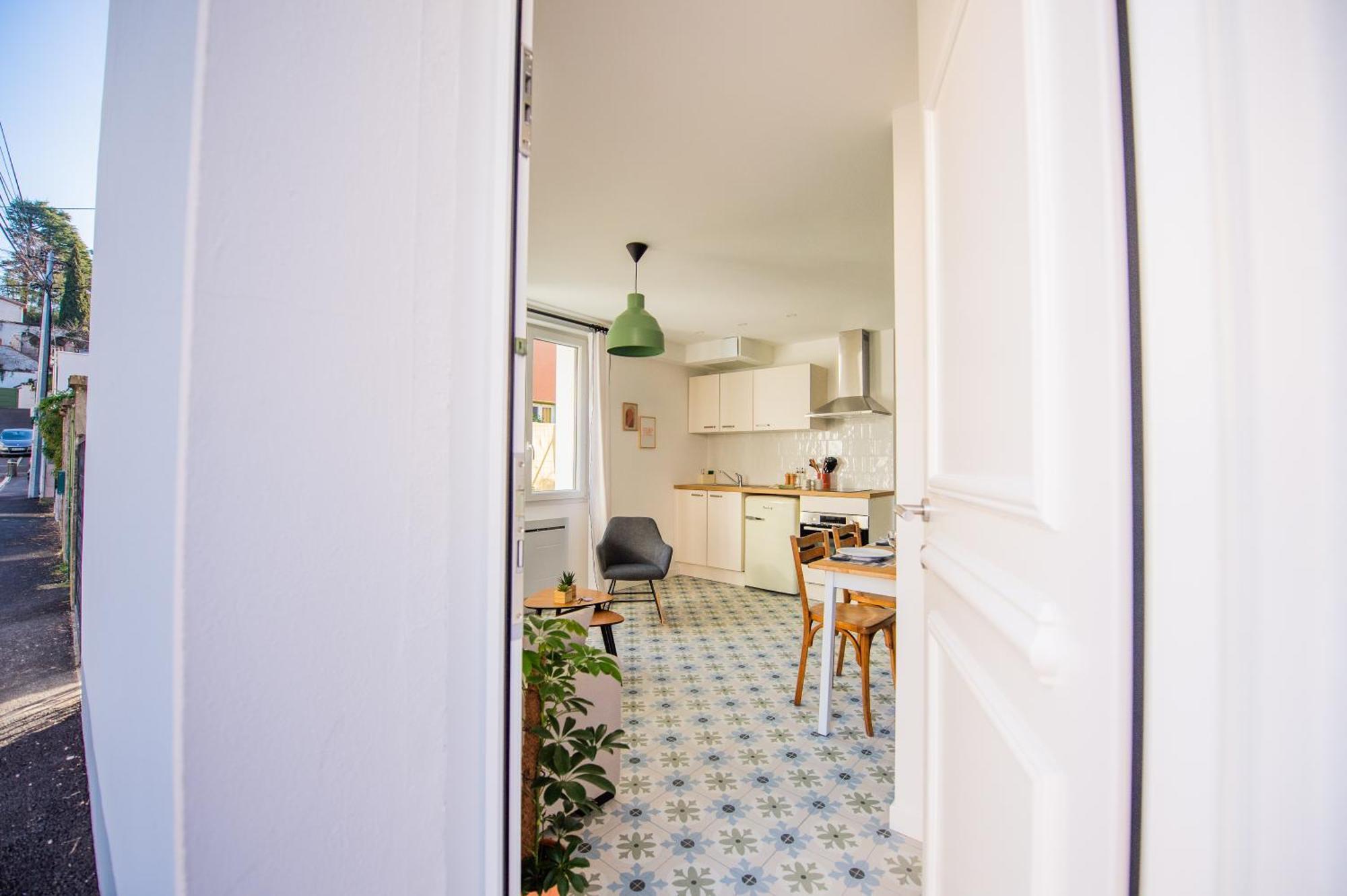 Casita - Comme Une Petite Maison - Parking Gratuit Valence  Luaran gambar